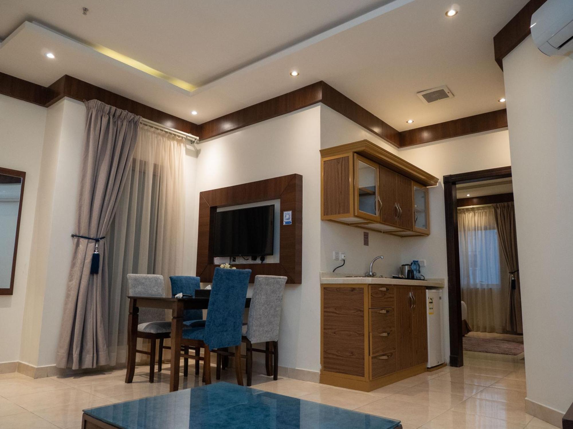 Innyar Hotel Riyadh Exteriör bild